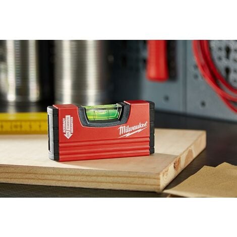 Niveau Milwaukee 4932459100 -Rouge - 0,5 mm