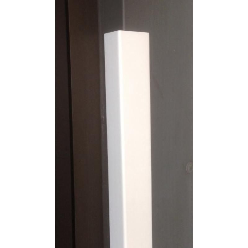 Cornière PVC noir, 20 x 20 mm, L.2.6 m