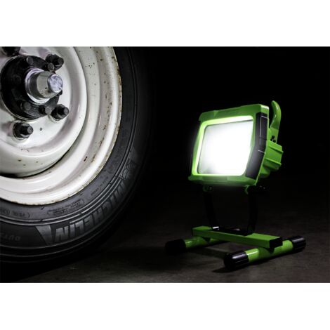Sealey Rechargeable Portable Floodlight 10W SMD LED Lithium-ion LED109C