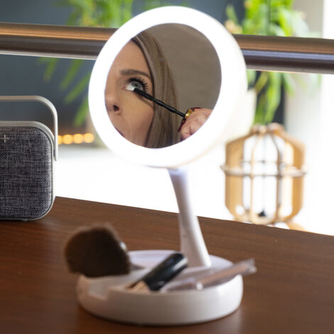 Miroir Led Grossissant Grundig éclairage Led Et Grossissement 16x - Grundig (1/5)