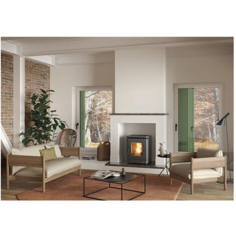 La Nordica Extraflame – Poêle à granulés Peggy étanche 10kg – Habillage acier noir – Foyer fonte – Ventilation Pro Air Setup 3 vitesses – Fonction Easy Control (1/3)