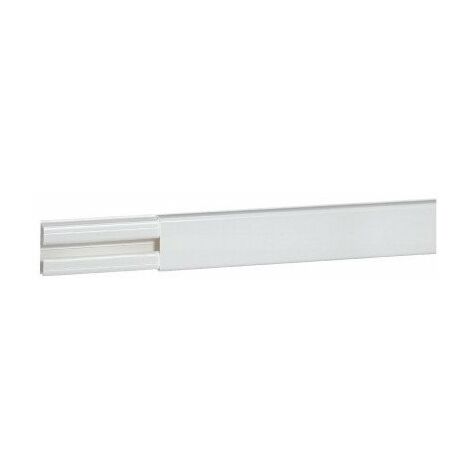 Legrand – Moulure cloison 20x12,5mm blanche – Longueur 2,10m – Fixation par clipsage et colle – Pour peinture personnalisée