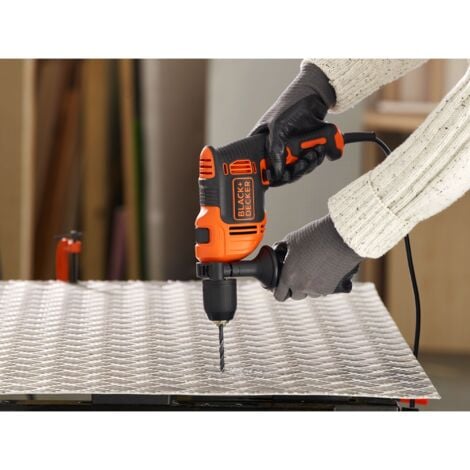 Taladro de percusión inalámbrico BLACK+DECKER BEH710-QS de 710W + 4 brocas