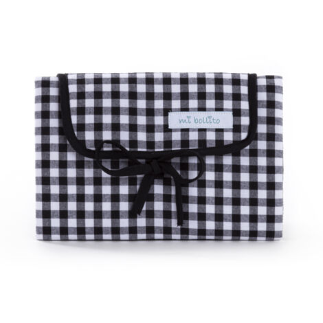 Matelas à langer portable, pliable et imperméable. Tissu Vichy. Facile à ranger dans le sac de la maman. Idéal pour un cadeau de naissance. (Noir)