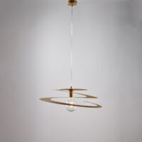 Sospensione con diffusore taglio laser in ferro laccato bianco opaco e decorazione oro antico con cavo elettrico regolabile 1 luce H.10 - MAX 110 - Ø50