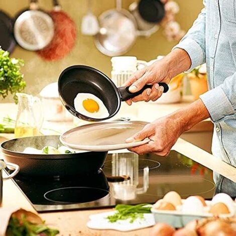 KitchenEvi Poele a Pancakes à Induction avec Manche Amovible, Couvercle en Verre robuste et Spatules - Poele