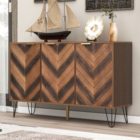 Credenza, Esclusiva credenza a tre ante, con dettagli eleganti e generoso spazio contenitivo. Anta impiallacciata in legno massello, sensazione concava e convessa. Contiene laminati. Credenza con G do