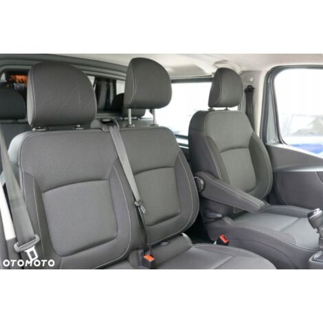 Housse de siège sur mesure pour Renault Trafic III 2014 – Tissu jacquard renforcé – Installation facile avec velcro – Ajustement parfait 6 personnes