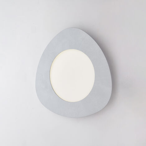 Plafoniera triangolare in metallo laccato con decorazione argento antico e led integrato H.5 - Ø 40