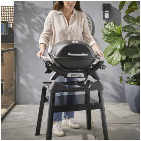 Weber – Barbecue à gaz compact Q 1200N noir sur support – Surface de cuisson 46 x 36 cm – Brûleur acier inoxydable 2,94 kW – Idéal pour petits espaces (1/10)