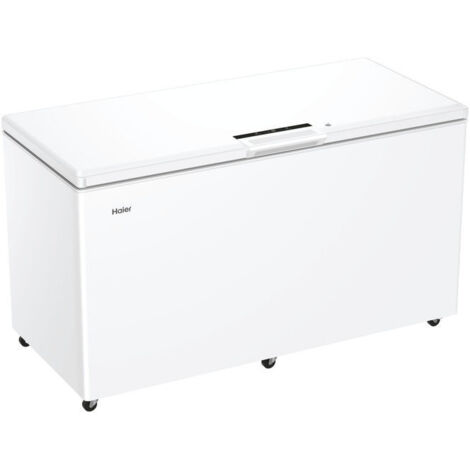 Haier HCE520D. Capacità netta congelatore: 508 L, Classe climatica: SN-T, Capacità di congelamento: 23 kg/24h, Autonomia senza energia elettrica: 43 h, Emissione acustica: 39 dB, Punteggio: 4. Cer...