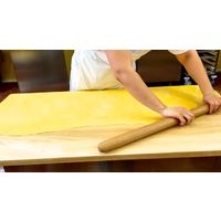 Tavola asse spianatoia tavoliere rettangolare 82x60 spessore 2 cm in legno  di faggio e abete per impastare ammassare la pasta con blocco per tavolo da  cucina