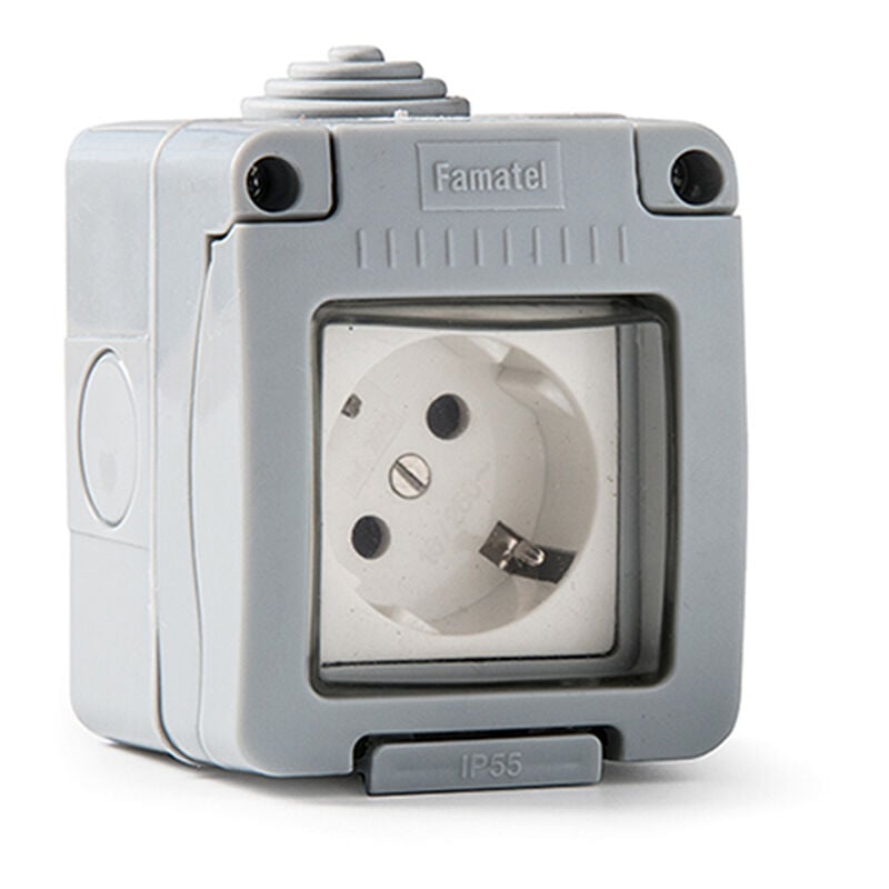 FAMATEL – Base  Enchufe de empotrar  Serie Garden  IP55  Protección Infantil  A prueba de agua  Fácil de instalar este producto  Gris