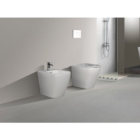 NALA Moon Paar bodenstehende Sanitäranlagen ohne Spülrand mit Rimless-Ablauf, WC, Bidet und Soft-Close-Toilettendeckel, Befestigungen und technische Kurve inklusive