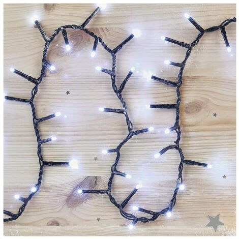 EMOS LED-Lichterkette kaltweiß für Innen und Außen, 8m lang, 400 Cluster LEDs + 5m Zuleitung und Netzteil, 6 h Timer, D4BC02 (1/4)