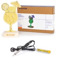 Whadda Lötset, XL-Cocktail mit 19 RGB-LEDs und Holzständer, Werbeset mit kostenlosem Lötkolben und Lötzinn, gelbe XL-Platine, pädagogisches und kreatives MINT-Set