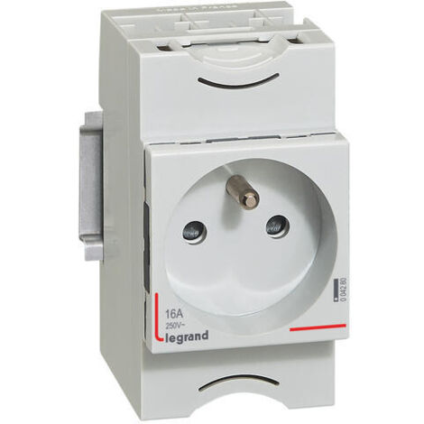 004280 Legrand - Prise Modulaire 10a à 16a 250v - 2p+t à éclips - 2,5 Modules - Prise Fixation Rail Din