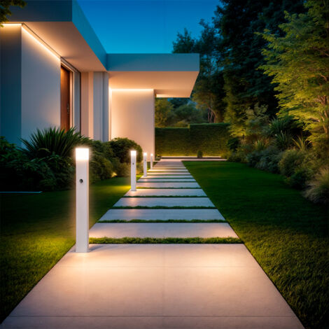 LEDKIA Bodenleuchte Augusta Weiß – Außenleuchte Mit Bewegungsmelder, 74cm Hoch, Aus Aluminium & PMMA, E27 (ohne Lampe)
