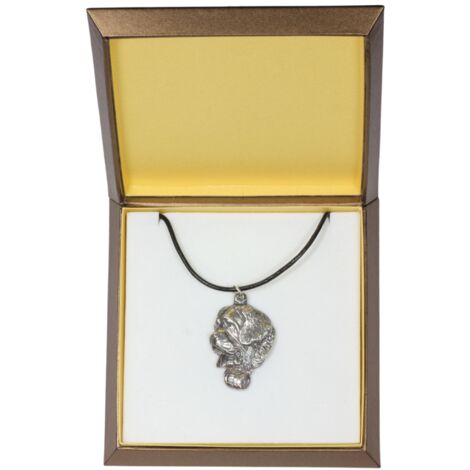 COLLANA CON MEDAGLIONE DI *CIOCCOLATO CON PERLE DI VETRO* SU CATENA