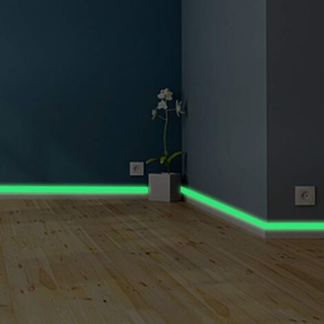 NASTRO LUMINOSO AUTOADESIVO Bagliore Nel Buio Stage Adesivo