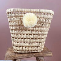 Panier ou corbeille de rangement rigide en palmier