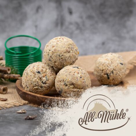 150 pcs. Lyra Pet® Boulettes de mésanges du moulin d'Alb sans filet à 85 g incl. distributeur - Céréales complètes &amp fruits