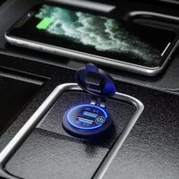 Répartiteur Prise 12-24V Avec Double USB Et Voltmètre - Pour Voiture, Bateau, Camping - ABS étanche