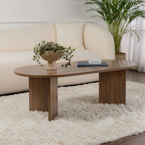 Pier Import – Table basse ovale effet bois de noyer – pieds en V – Dimensions 119x60x40cm – Bois MDF mélaminé – Résistante aux rayures (1/5)