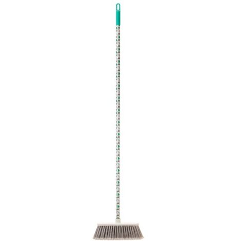ESCOBA ESSENTIAL GEOM CON PALO - 130 CM (1/2)