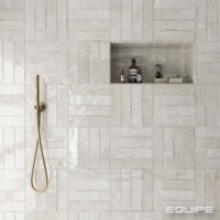Carrelage sol imitation béton effet zellige 24,6x6cm – Brillant – Pour espaces intérieurs – Collection Tribeca – Equipe