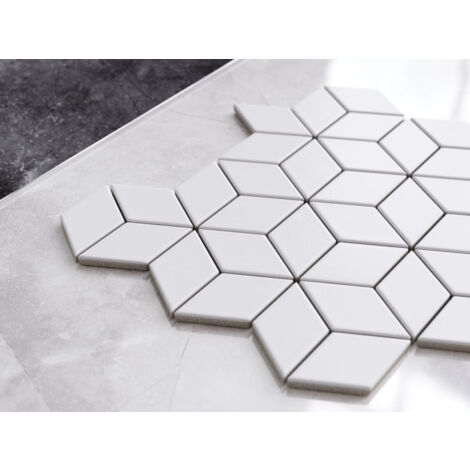 Mosaïque en céramique sur maille pour salle de bain ou cuisine 30.5cm x 26.5cm - White Geometric Cubes