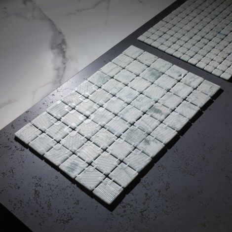 Mosaïque en verre pressé sur maille pour piscine 31.5cm x 47,7cm - Modena Cannes Pool