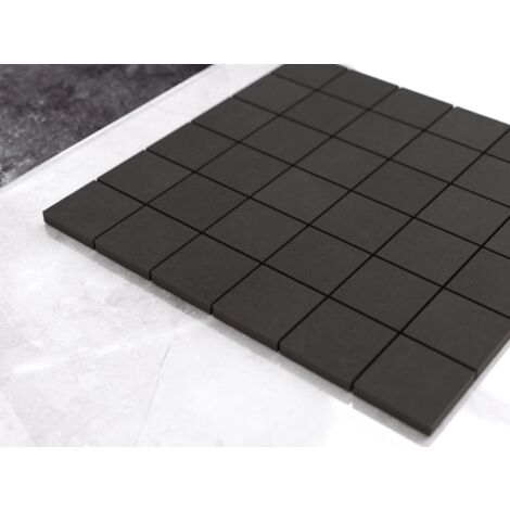 Mosaïque en grès sur maille pour salle de bain ou cuisine 29.9 x 29.9 cm - Big black cubes