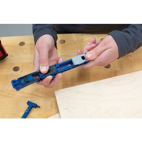 Il Pocket-Hole Jig 320 KREG. Rende più facile realizzare progetti in legno  fai-da-te.