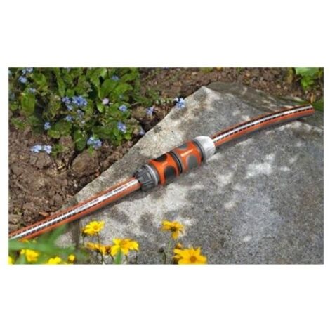 Conector para conectar 2 tubos Gardena
