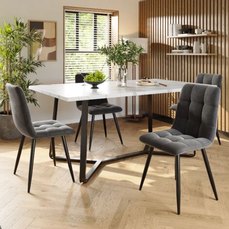 Set di Tavolo da pranzo e Sedie 138.5x75x76cm 4 sedie comfort velluto struttura metallica robusto MDF multicolore per cucina
