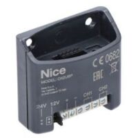 Nice – Interface avec 2 sorties relais OX2UBP – Connecteurs SM pour récepteurs radio OXI – Ouverture et fermeture automatiques