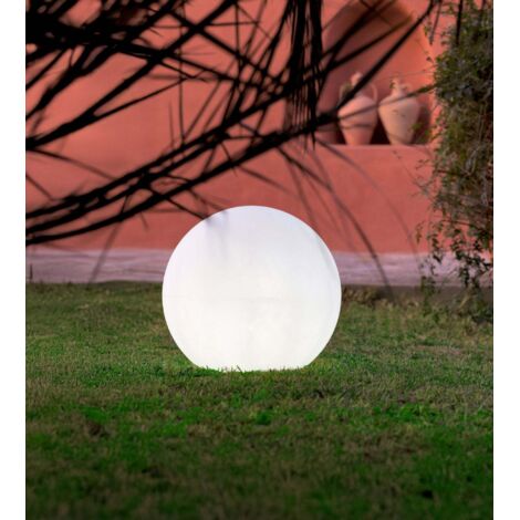 Newgarden – Boule lumineuse décorative 30 cm – Charge solaire et batterie rechargeable – LED RGB avec télécommande – Résistante aux UV et intempéries