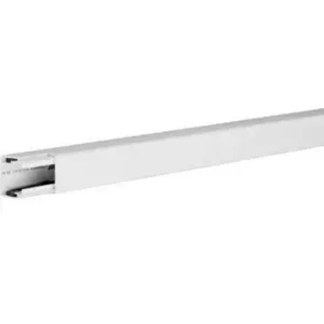 2 Meter Hager Installationskanal PVC LF, 30 x 30 x 2.000 mm, verkehrsweiß