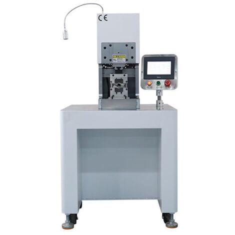 Machine électrique à sertir des cosses nues 1 - 300 mm² avec servomoteur (1/3)
