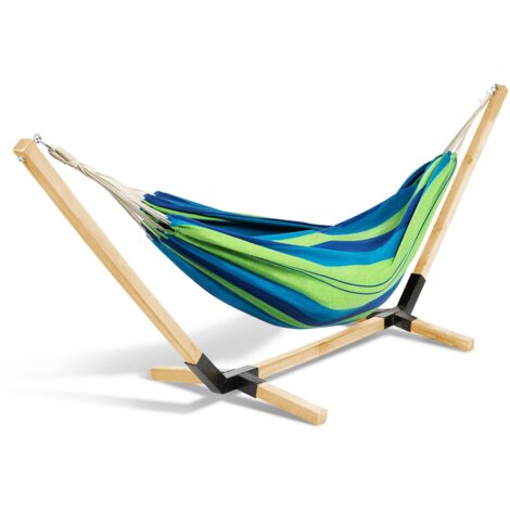 Hängematte mit Holzgestell und blau und grün gestreiftem Tuch TAHITI