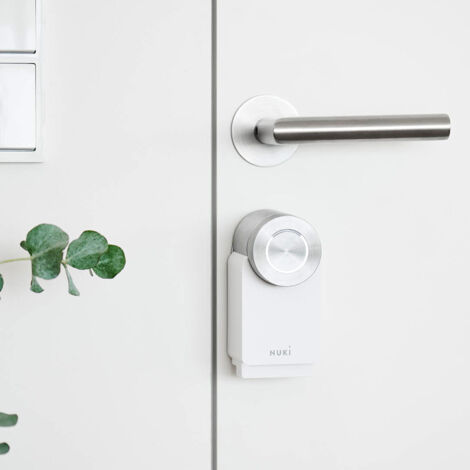Cerradura Electronica Smart Lock V3.0 Nuki 1.N1001.01.L