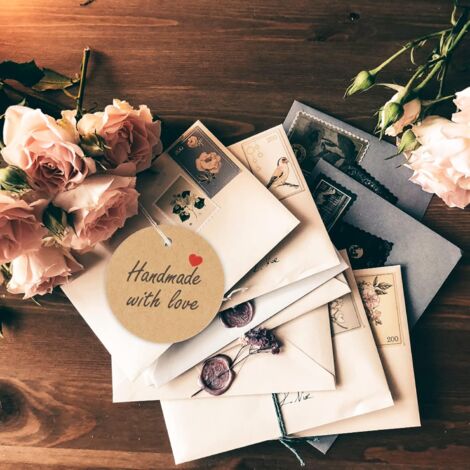 100 Etichette Personalizzate "Love Is Sweet" Per Bomboniere E Regali - Formato 4,5x4,5 Cm - 2