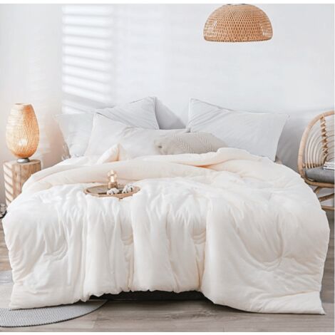 Matelas et Couette et 2 Oreillers - 1 Matelas 140x190x15cm + 1 Couette 220x240cm + 2 Oreillers 60x60cm (Matelas+Couette+2 Oreillers,tous dans un colis)