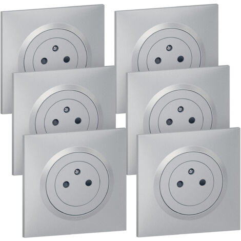 Legrand – Lot de 6 prises de courant 2P+T en surface – Finition aluminium – Bornes automatiques pour connexion rapide – Design affleurant (1/4)