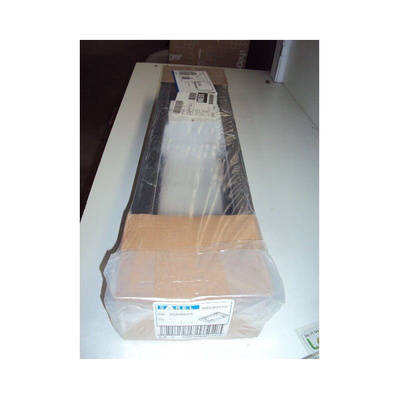 SAR69083 : Socle en kit 800x300x100mm pour amoire spacial S3D SAREL ref 69083
