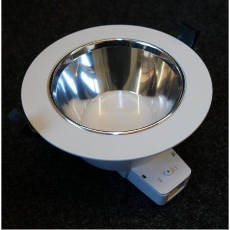 Plafonnier encastré LED 13W blanc Ø 145mm changement CCT 3000-4000-5700K alim 230V 70° downlight IK08 IP54 Hurricane TRAJECTOIRE (1/5)