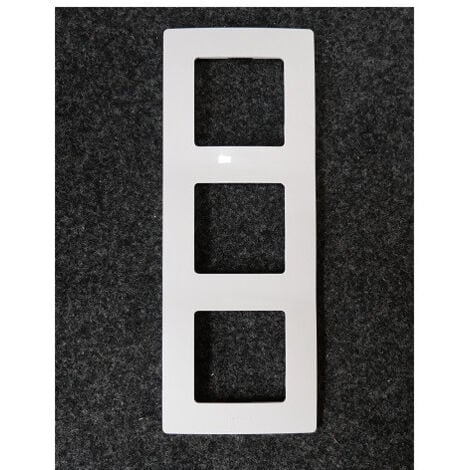 Plaque de finition 3 postes horizontale/verticale entraxe 71mm pour appareillage mural série NILOE
