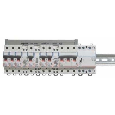 Legrand – Disjoncteur tripolaire 16A LEG407829 – Courbe C – Tension 400V – Connexion vis/vis – Pouvoir de coupure 10kA – Compatible peignes HX³ - TRAD 4 P