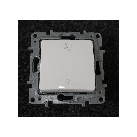 Legrand – Poussoir de VMC 2 positions 6A encastré blanc – Compatible avec plaques de finition série NILOE – Pour installations ventilation
